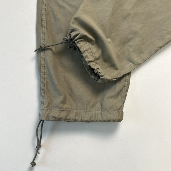 Aritzia TNA KHAKI Cache Cargo Pant Relaxed Mid-rise Parachute Pants - Picture 7 of 16